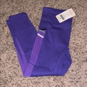 NWT FABLETICS TRINITY MID-RISE POCKET 7/8 LEGGING